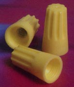 EASY-TWIST STANDARD TYPE WIRE CONNECTORS YELLOW